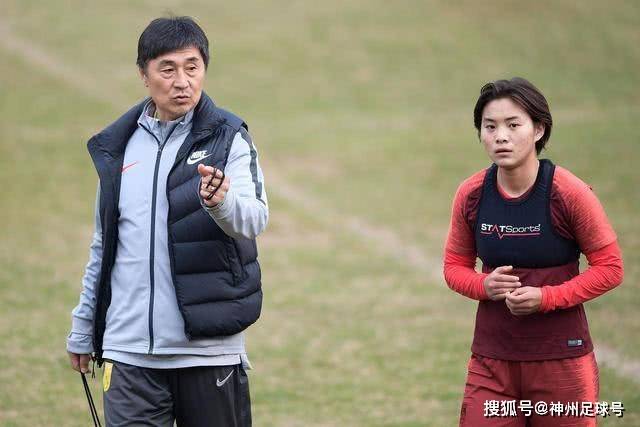 鲁媒评中超：足坛反腐冲击部分豪门运营基础，新兴势力强势崛起